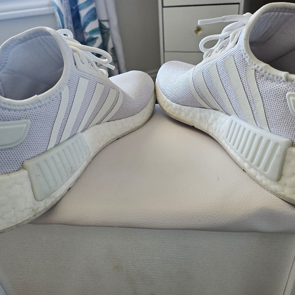 Adidas NMD Womens Size 8 - Picture 3 of 4